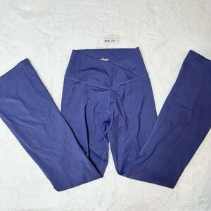 Blue High-Waisted Leggings